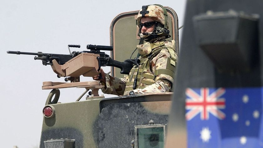 Alexander Downer says Kevin Rudd initially backed the Iraq deployment. (File photo)