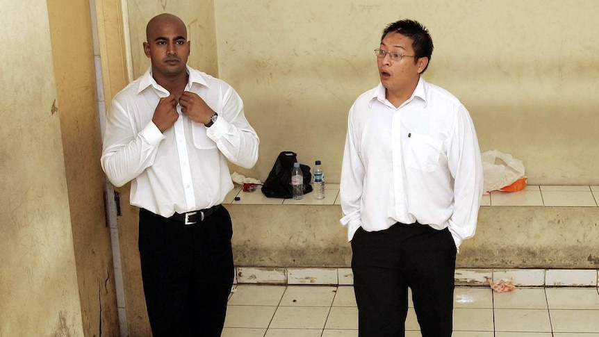 Myuran Sukumaran and Andrew Chan in holding cell