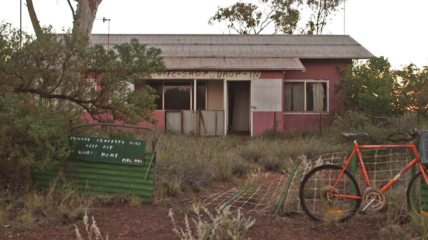An abandoned coffee shop in Wittenoom.