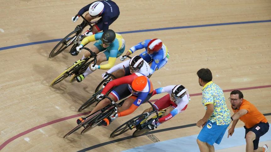 Anna Meares in third place in keirin