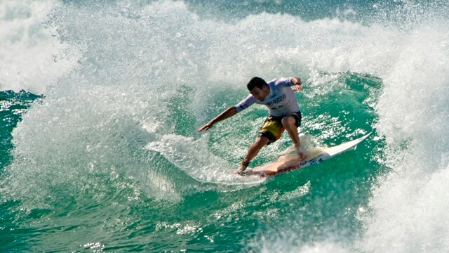 Reigning World Champion Joel Parkinson at Merewether in 2013 on his way to his first Surfest MR trophy.