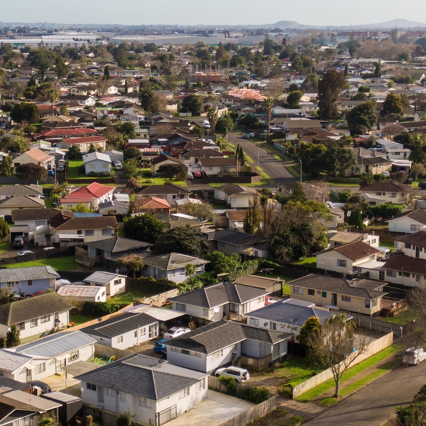 An aerial shot over the suburbs of South Auckland