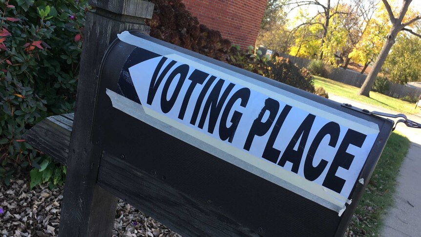 US voters "voting place" sign.