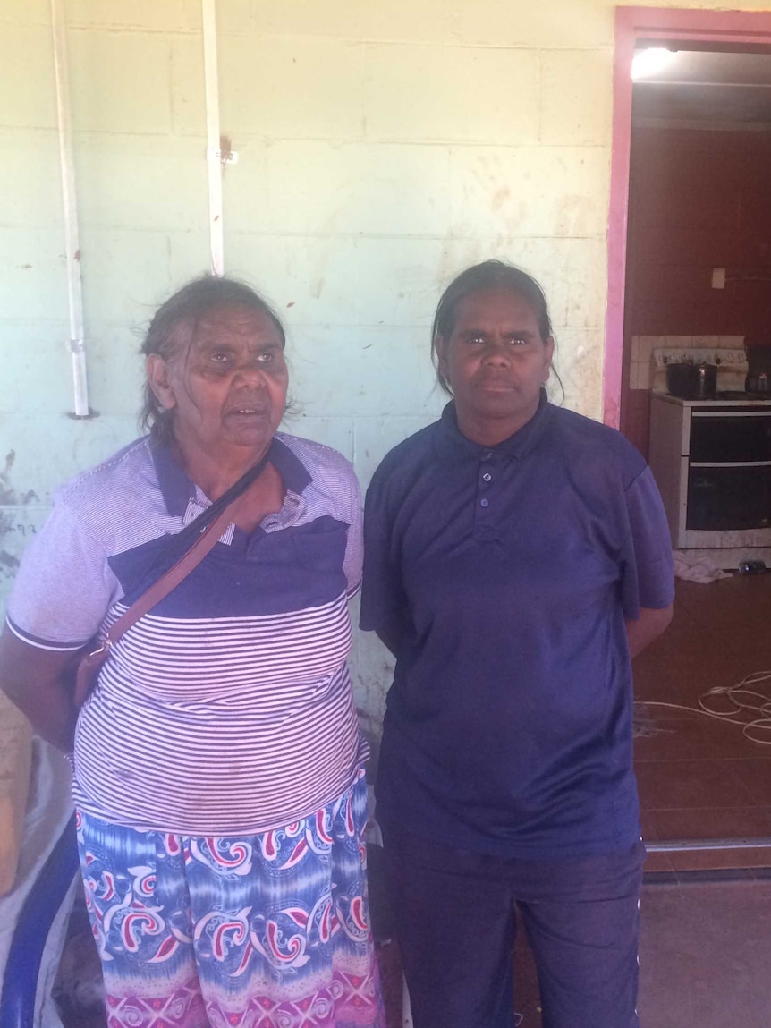 Annette and Ernestine Williams, residents of the Aboriginal community of Santa Teresa, near Alice Springs.