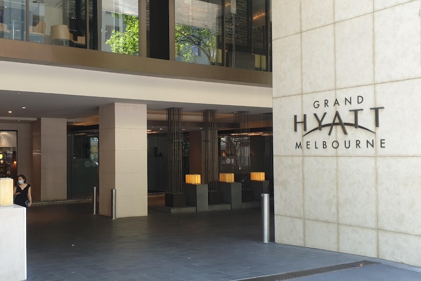 The entrance to the Grand Hyatt Melbourne.