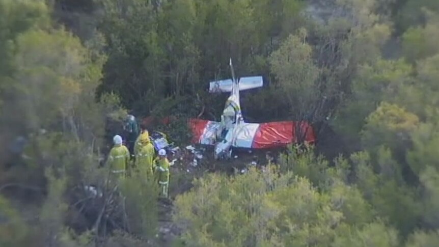 Small plane crashes at airfield in Serpentine, Perth