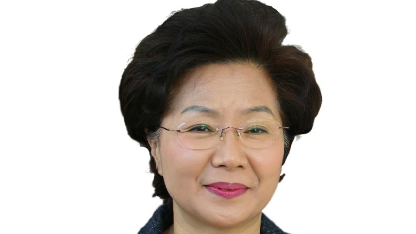 A portrait of Shin Ok-ju.