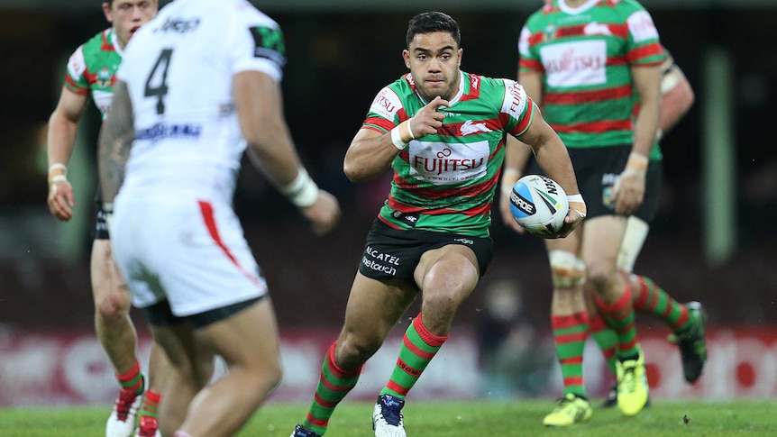 Rabbitohs' Dylan Walker runs with ball against St George Illawarra at the SCG in July 2015.