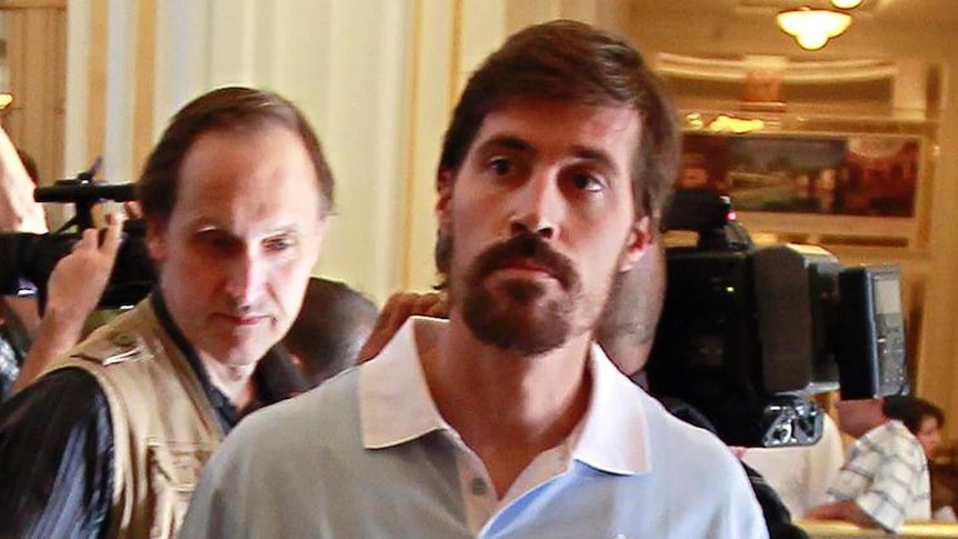 Journalist James Foley being released in Libya in 2011
