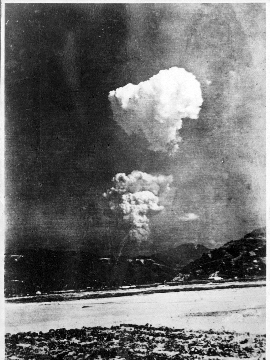 Rare photo of Hiroshima atom bomb cloud