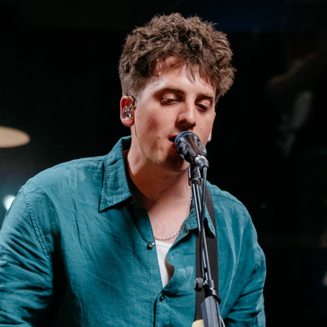 Circa Waves covers Robbie Williams' 'Angels' for Like A Version