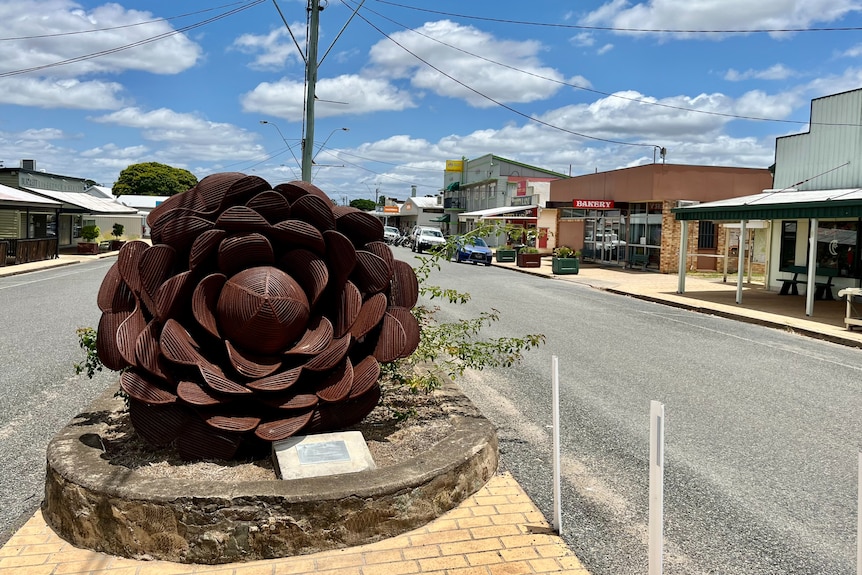 Photo of rose sculpture in the centre of town. 