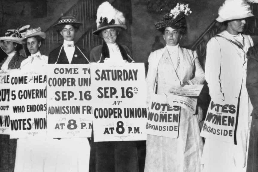 Black and white photo of women protesting around 1916