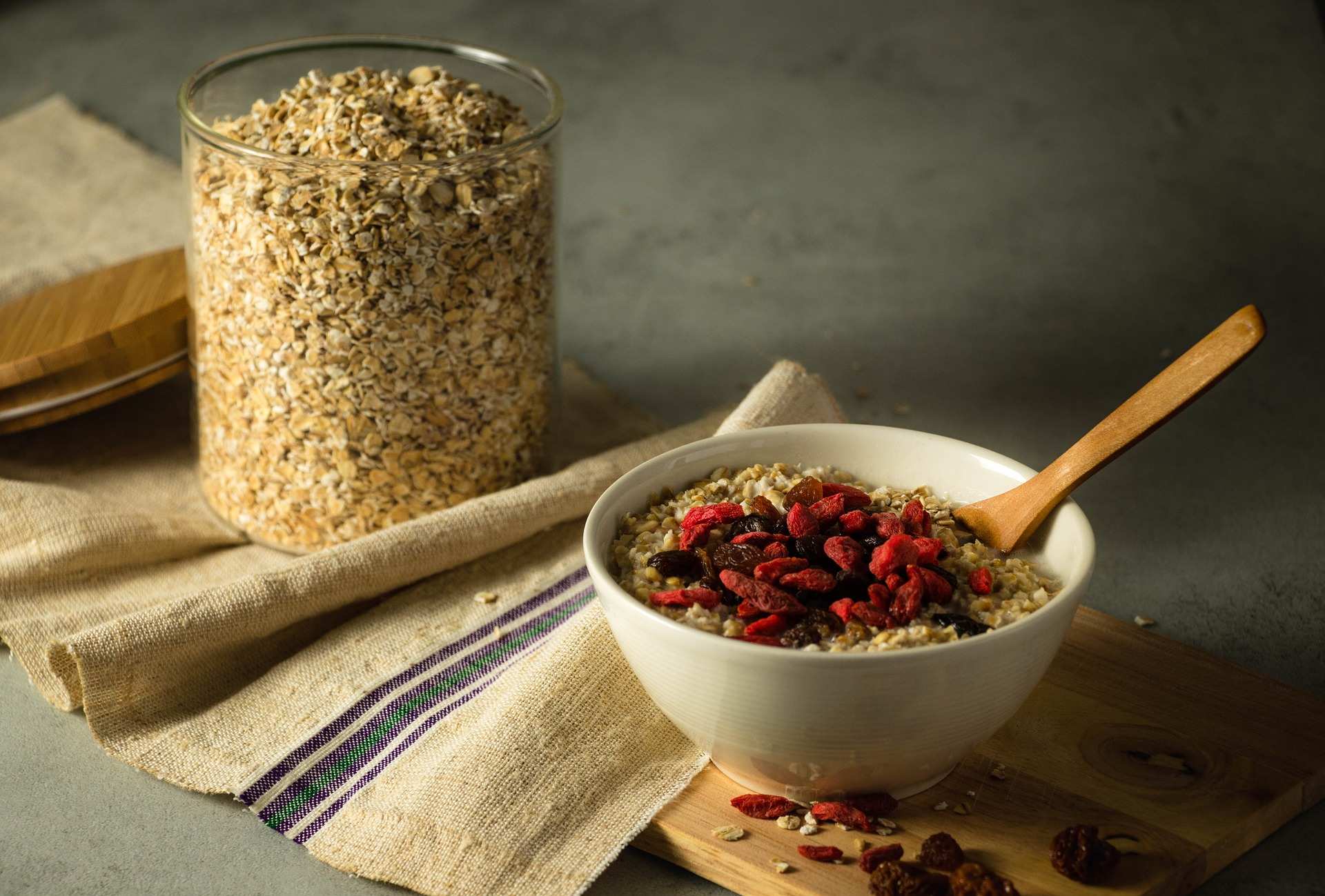 All things oats on Kitchen SOS - ABC listen