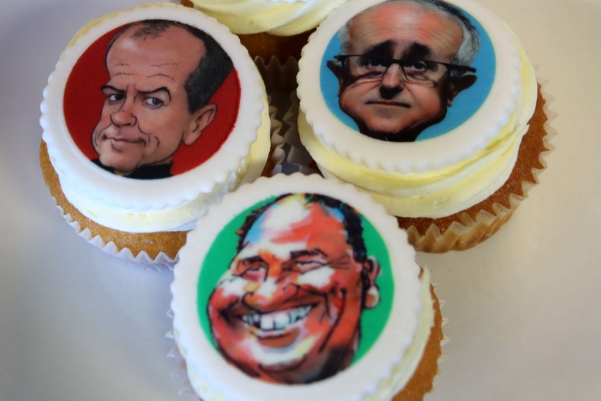 Cupcakes with the faces of the political leaders.