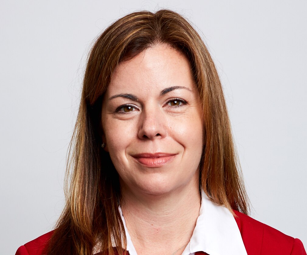 A head shot of Stacy Blythe.