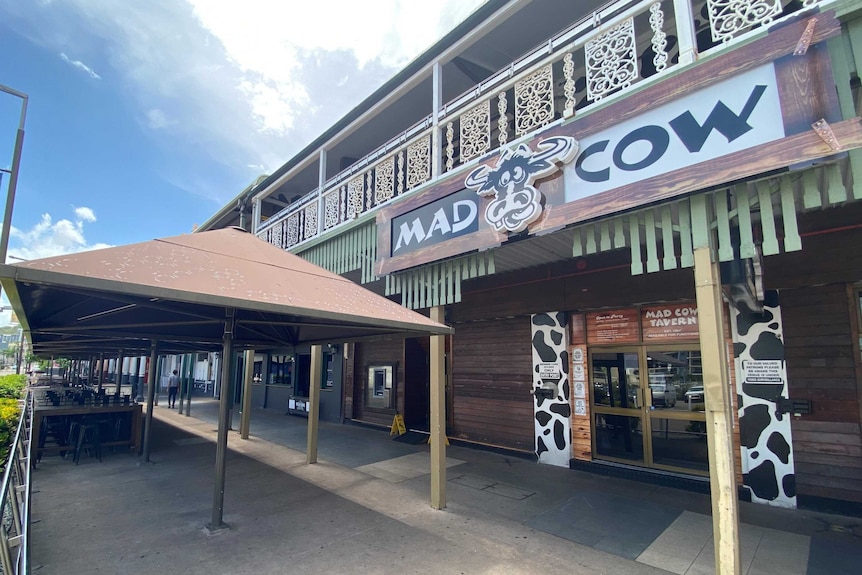 Mad Cow Tavern