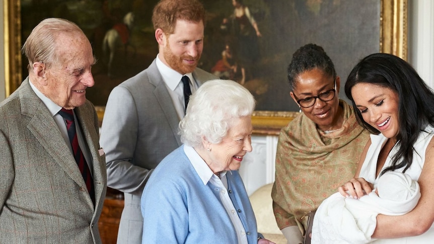 The Queen and the Duke of Edinburg greets the newborn along with Meghan's mother Doria.
