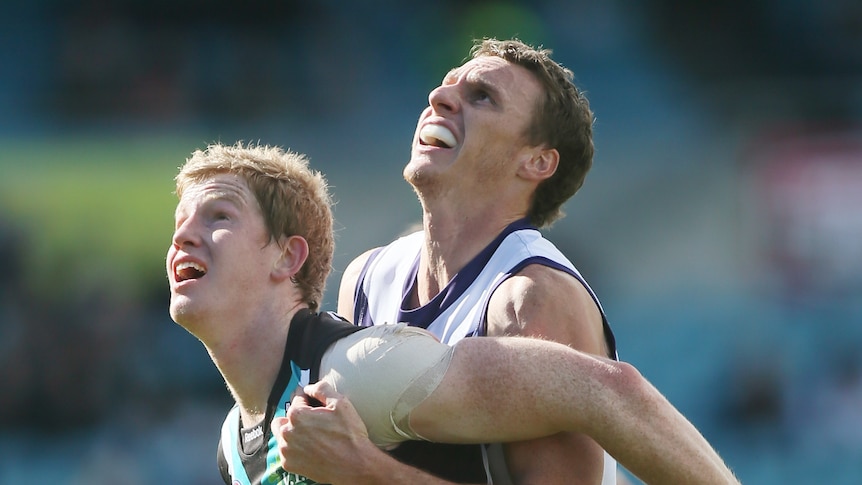 Lobbe and Griffin compete