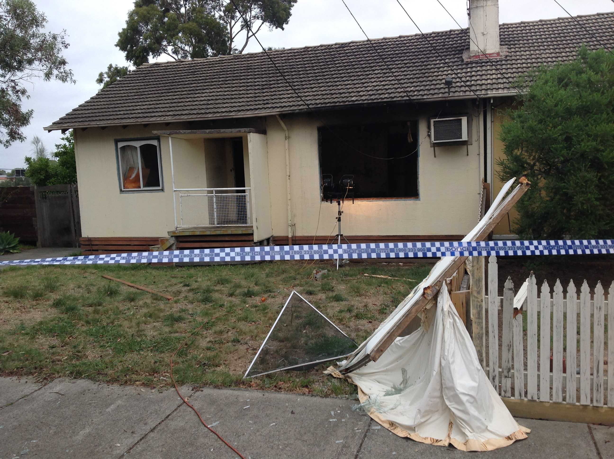 Man in hospital after suspicious house fire at Thornbury - ABC News