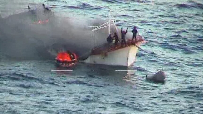 Taiwanese fishing boat catches fire