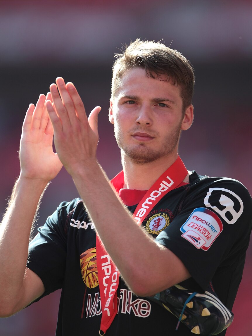 Nick Powell has signed for Manchester United on a four-year deal.