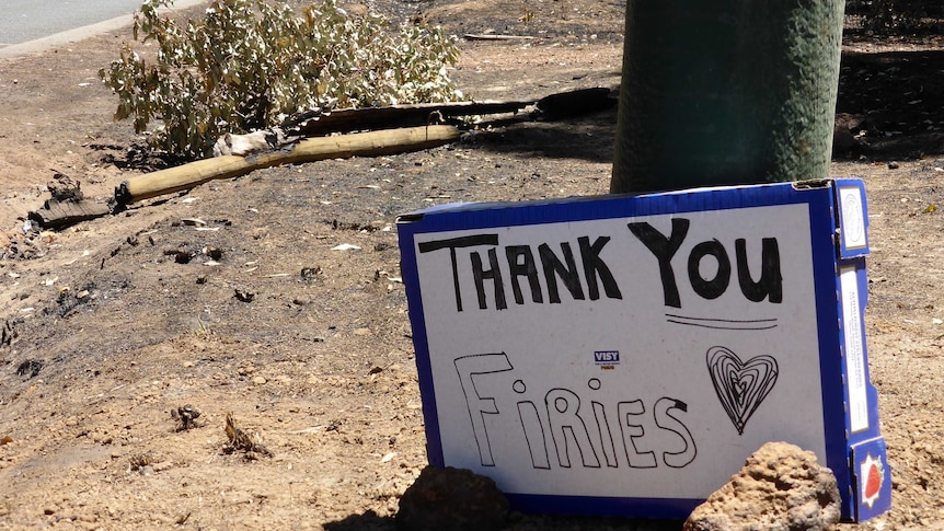Thank you firies sign from Stoneville bushfire