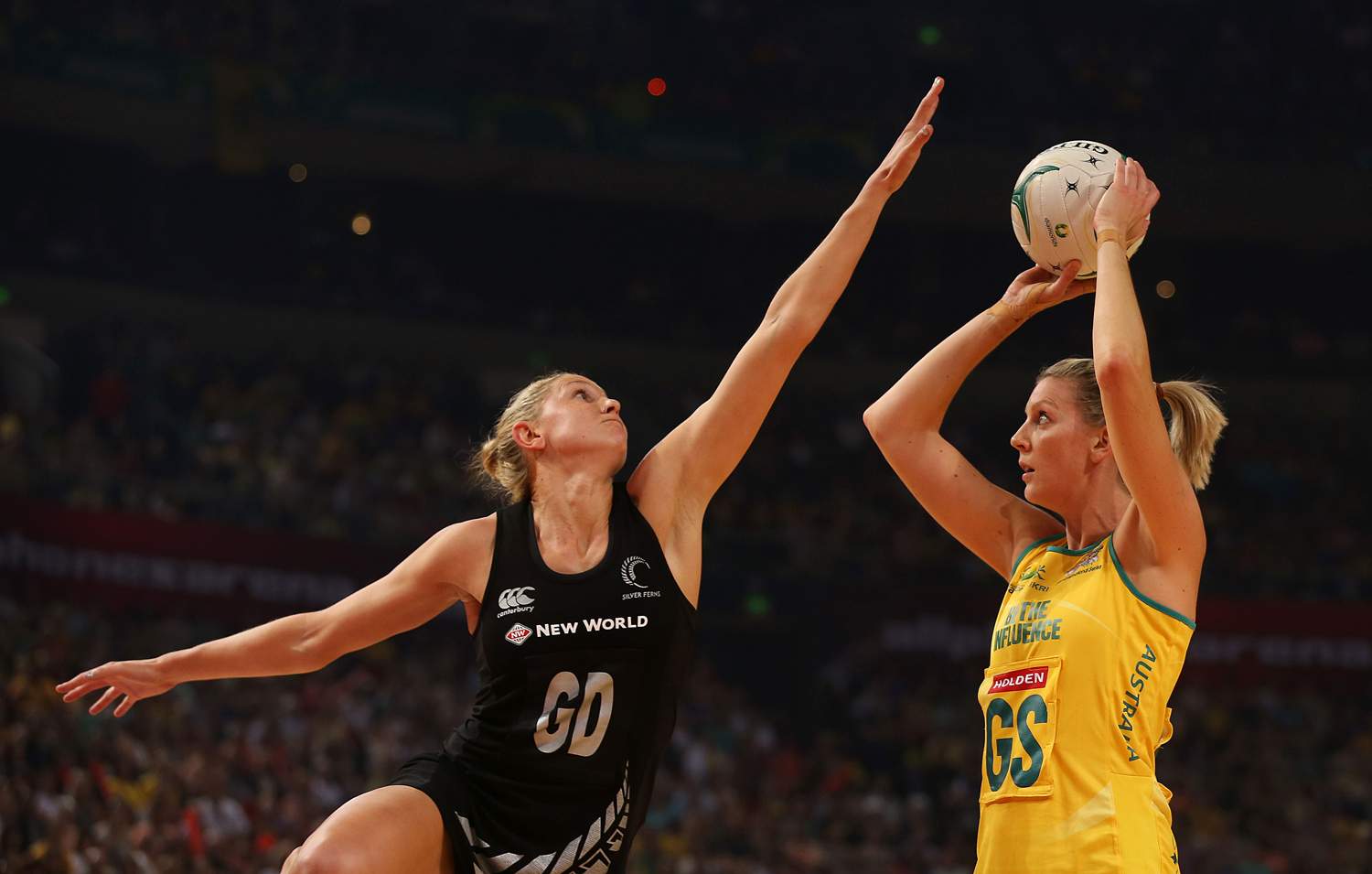 Catherine Cox retiring from international netball immediately, will finish  season with Melbourne Vixens - ABC News