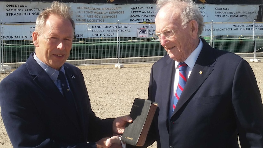 SV Carrick bible handed over to City of Adelaide