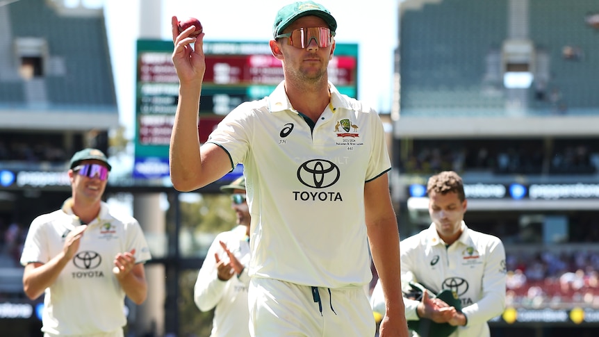 L’Australie se dirige vers une victoire de 10 guichets contre les Antilles à Adélaïde, Travis Head nommé joueur du match