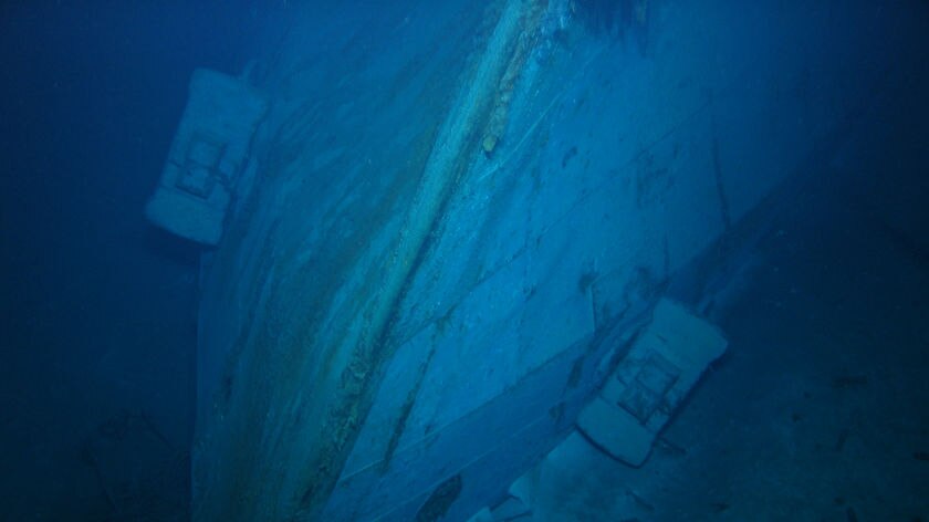The upturned bow of the Sydney lying on the seabed.