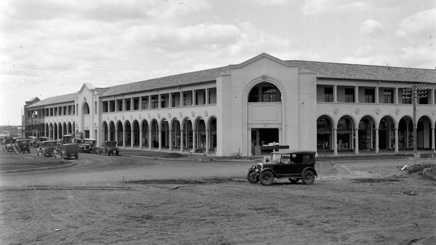 Canberra's Sydney Building between 1921 and 1935. Taken by William James Mildenhall.