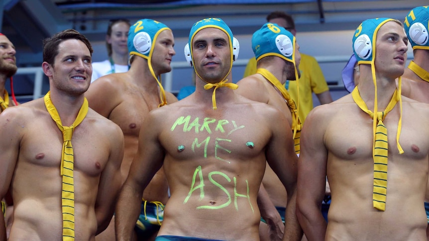 Aussie men's water polo team show their support