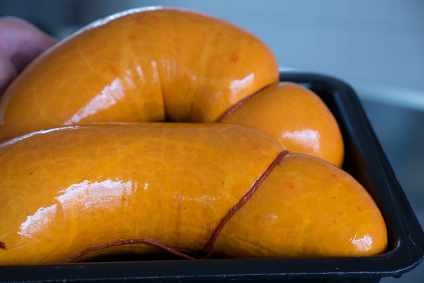 Two Bung Fritz in a pan.