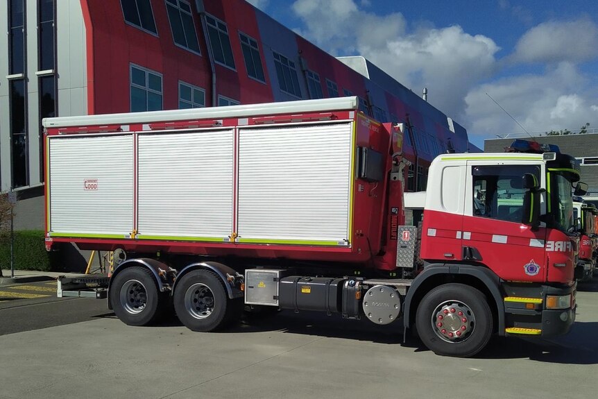 photo of heavy tech rescue vehicle at fire rescue victoria site in melbourne