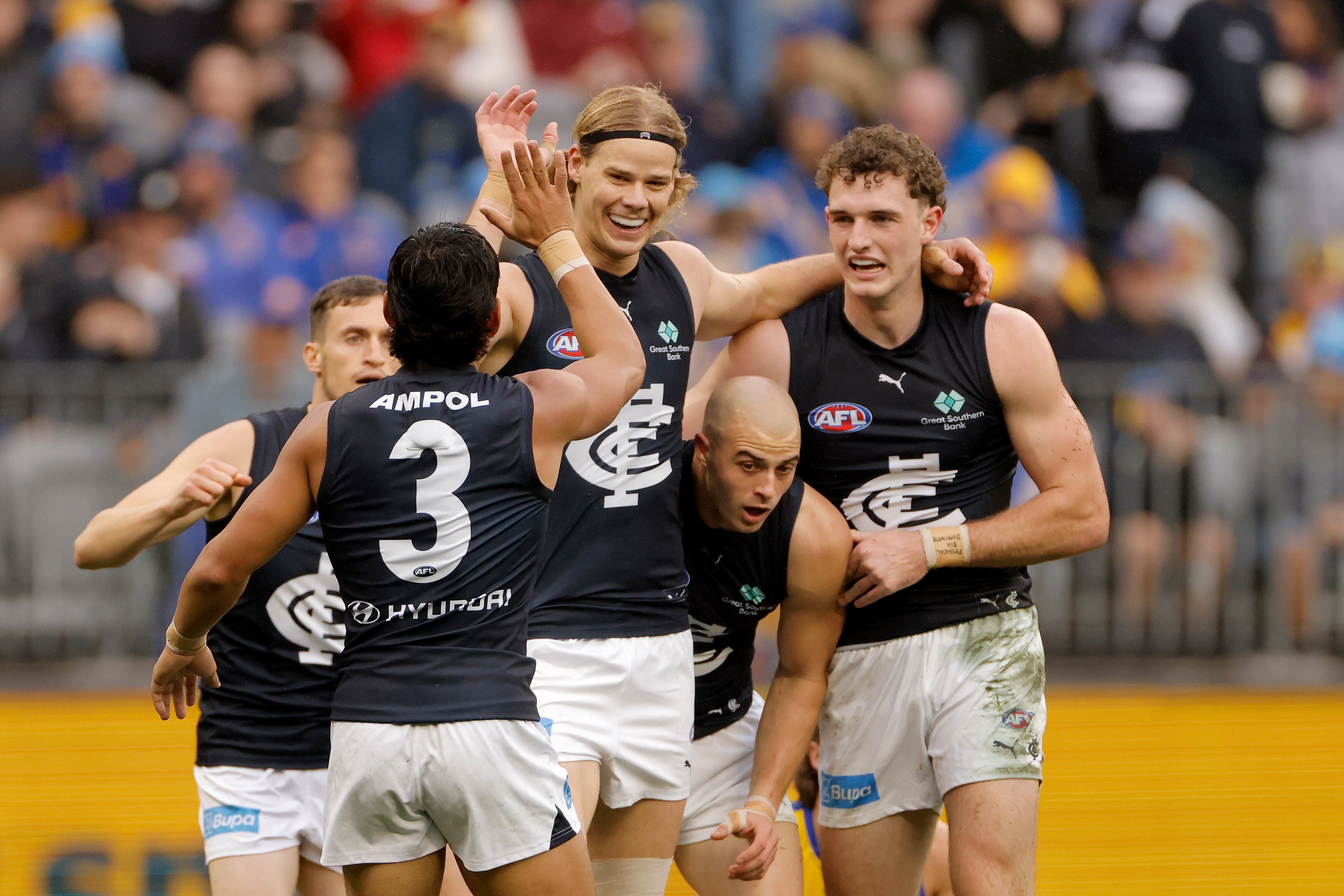 Roos: Good clubs don't leak information