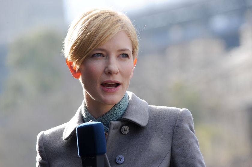 Blanchett launches theatre green energy project - ABC News