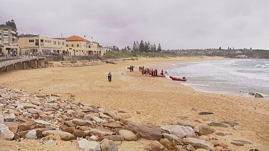 Search for swimmer at South Curl Curl Beach