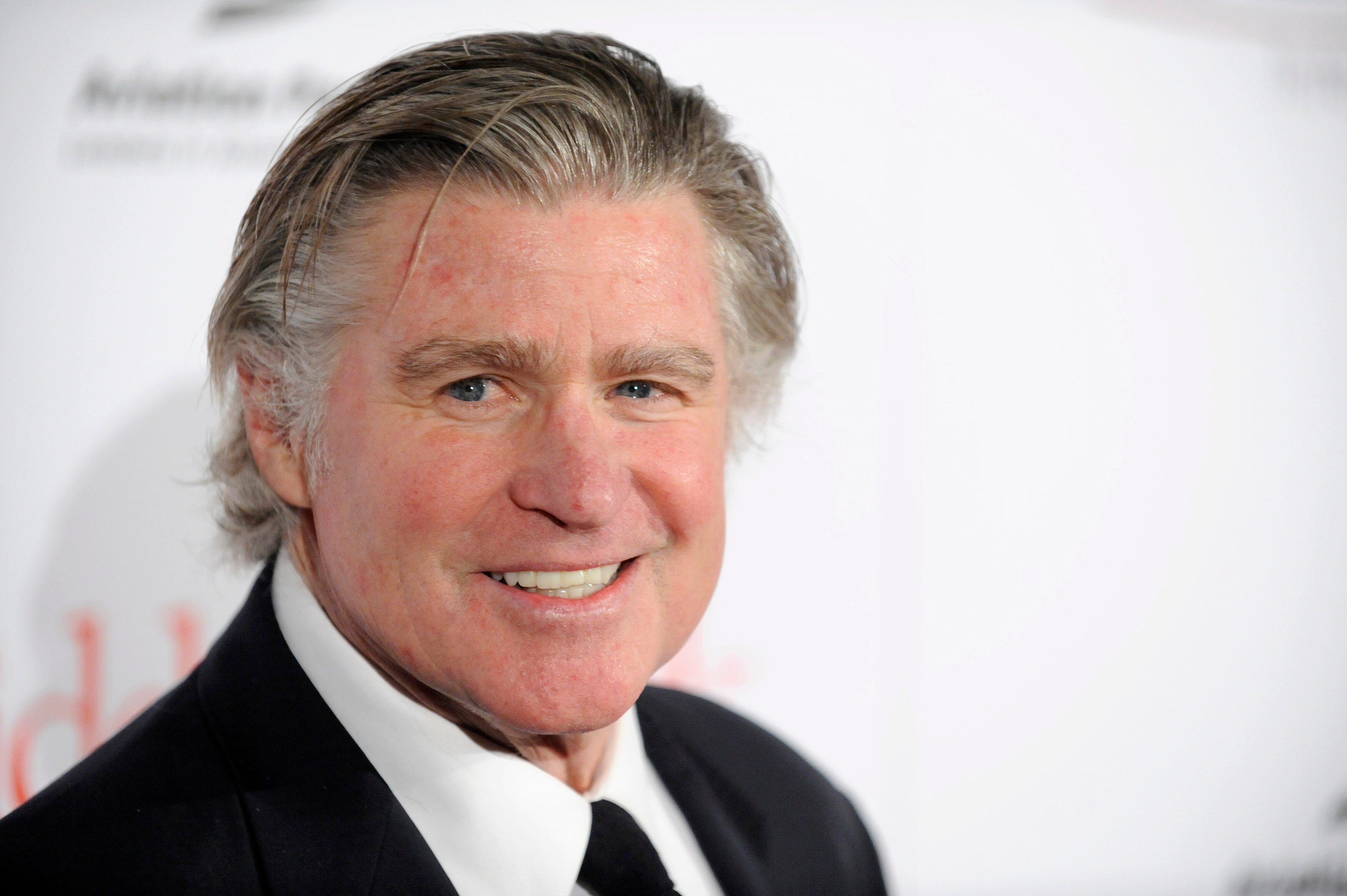 More Actors Pay Tribute After Hair Treat Williams Star Dies In ...