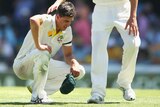 Mitchell Starc struggles in oppressive heat on day one at the Gabba
