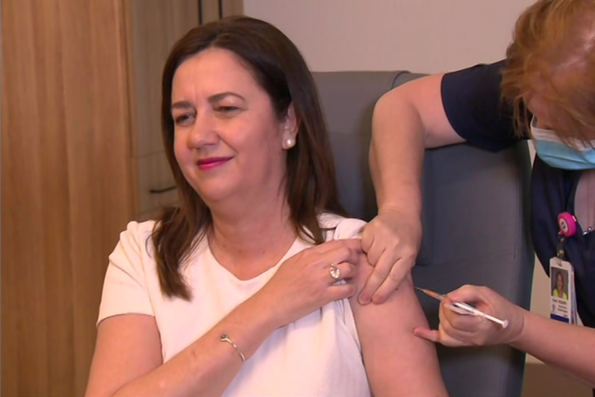 Queensland Premier Annastacia Palaszczuk gets COVID-19 vaccine from nurse