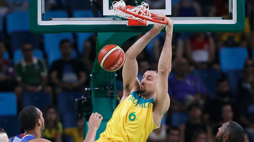 Boomers' Andrew Bogut dunks ball in Rio