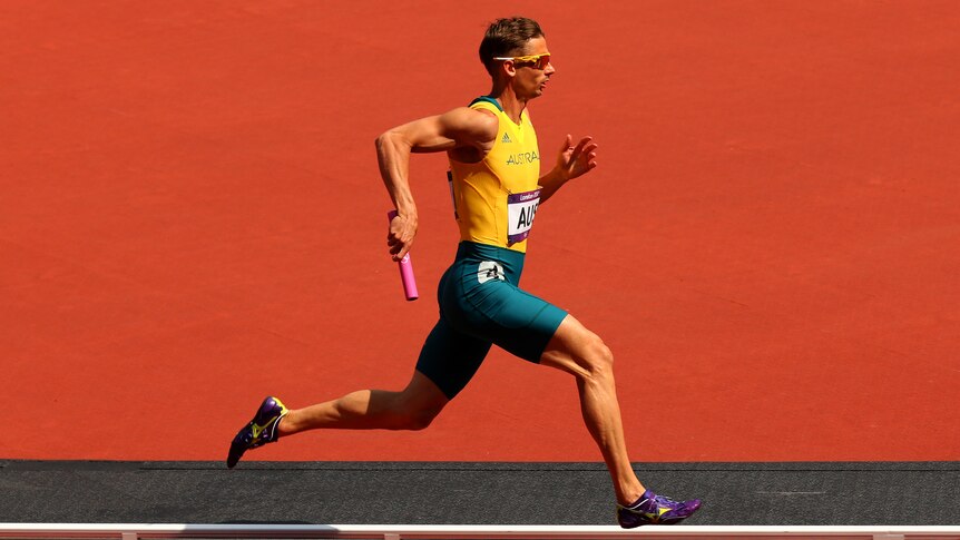 Brendan Cole runs third in 4x400m relay