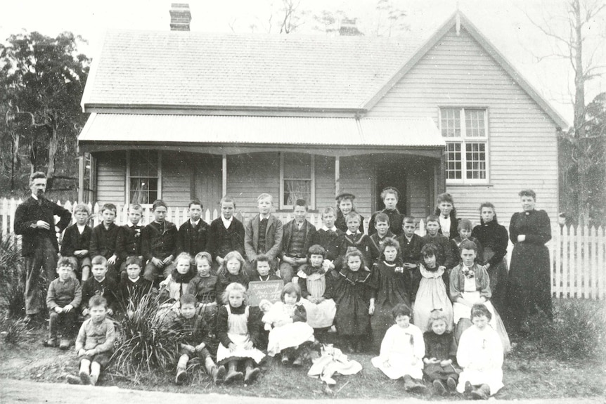 Historical photos of Kettering school, Tasmania