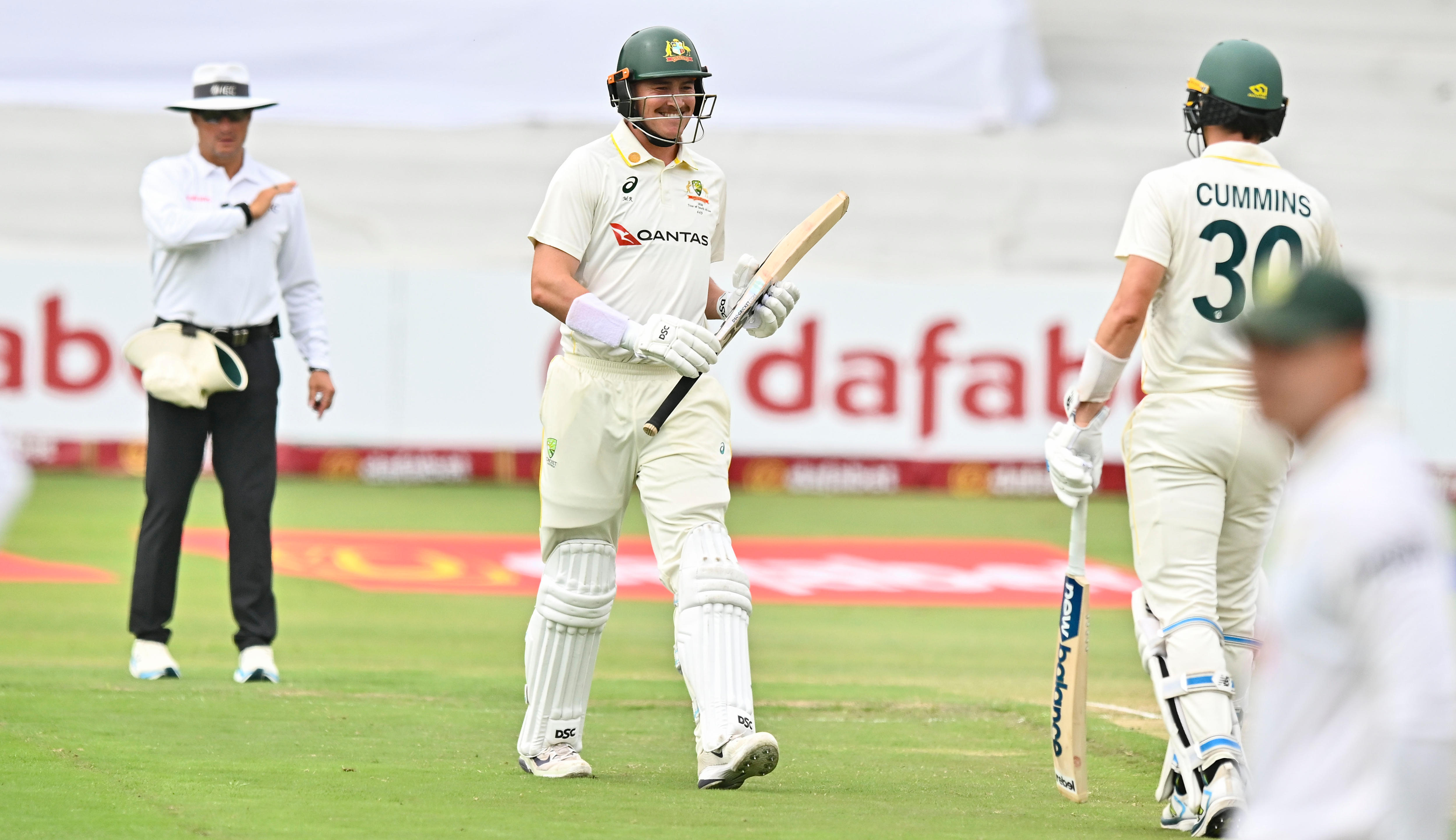 Live: Matt Renshaw's rescue effort continues on day two in Durban
