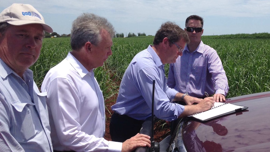 Queensland Government signs energy MOU with farm lobby groups