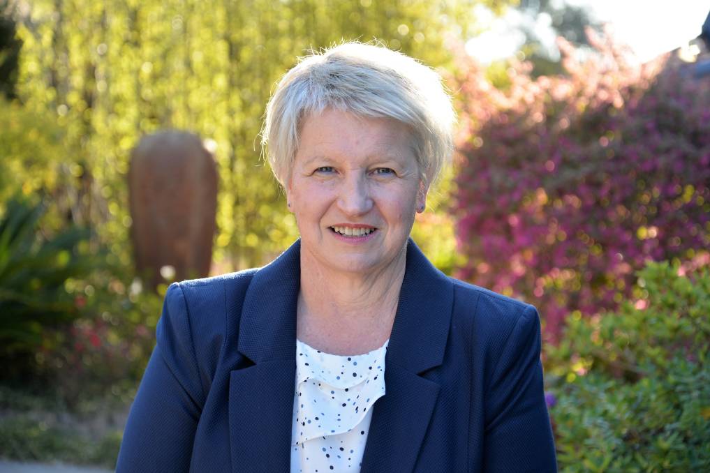 Judy Brewer's Mudgegonga love song