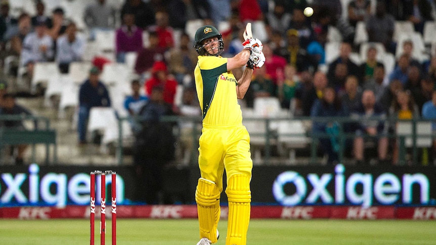 Australia's Mitchell Marsh hits winning runs in third T20 international with South Africa.