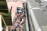 Sydney train platforms remain crowded