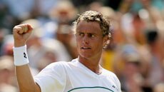 Lleyton Hewitt celebrates Wimbledon victory over Davd Ferrer